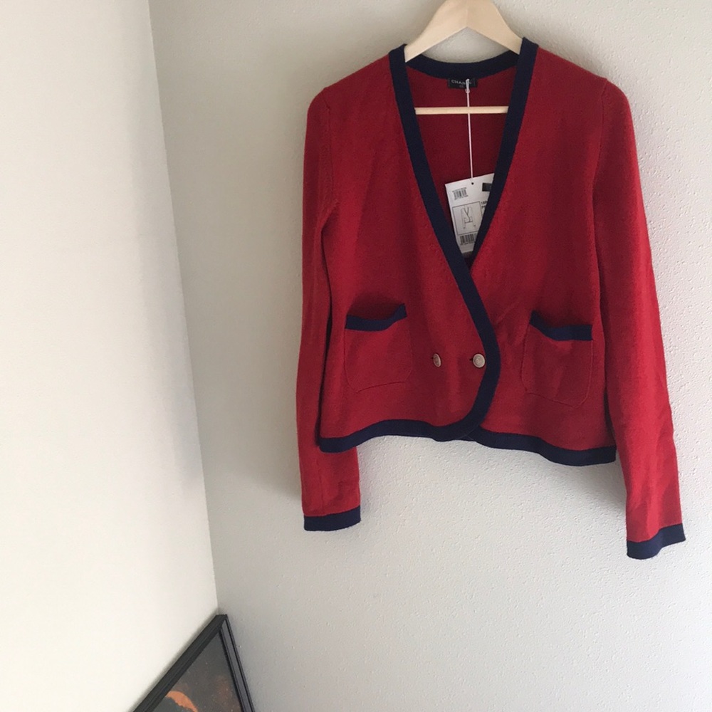 CHANEL Cardigan